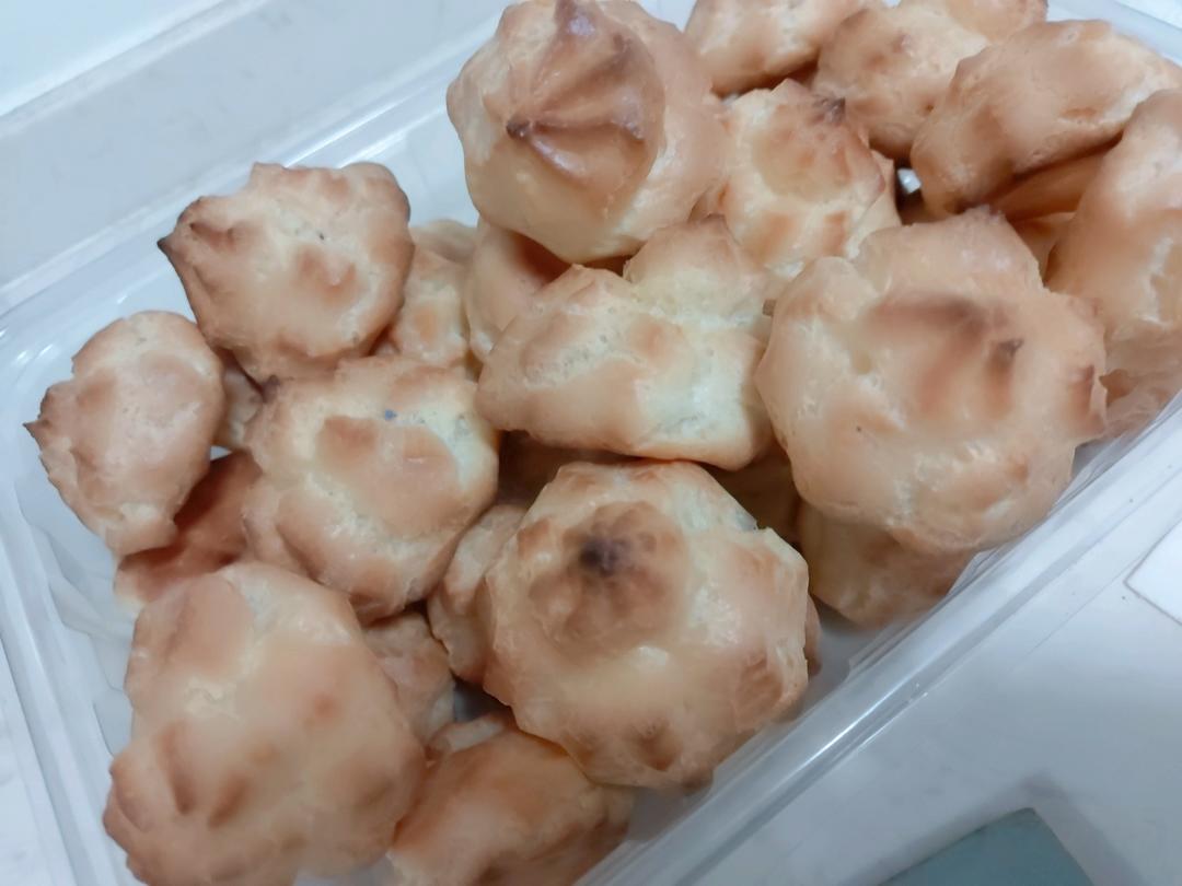 简单易成功的奶油小泡芙做法