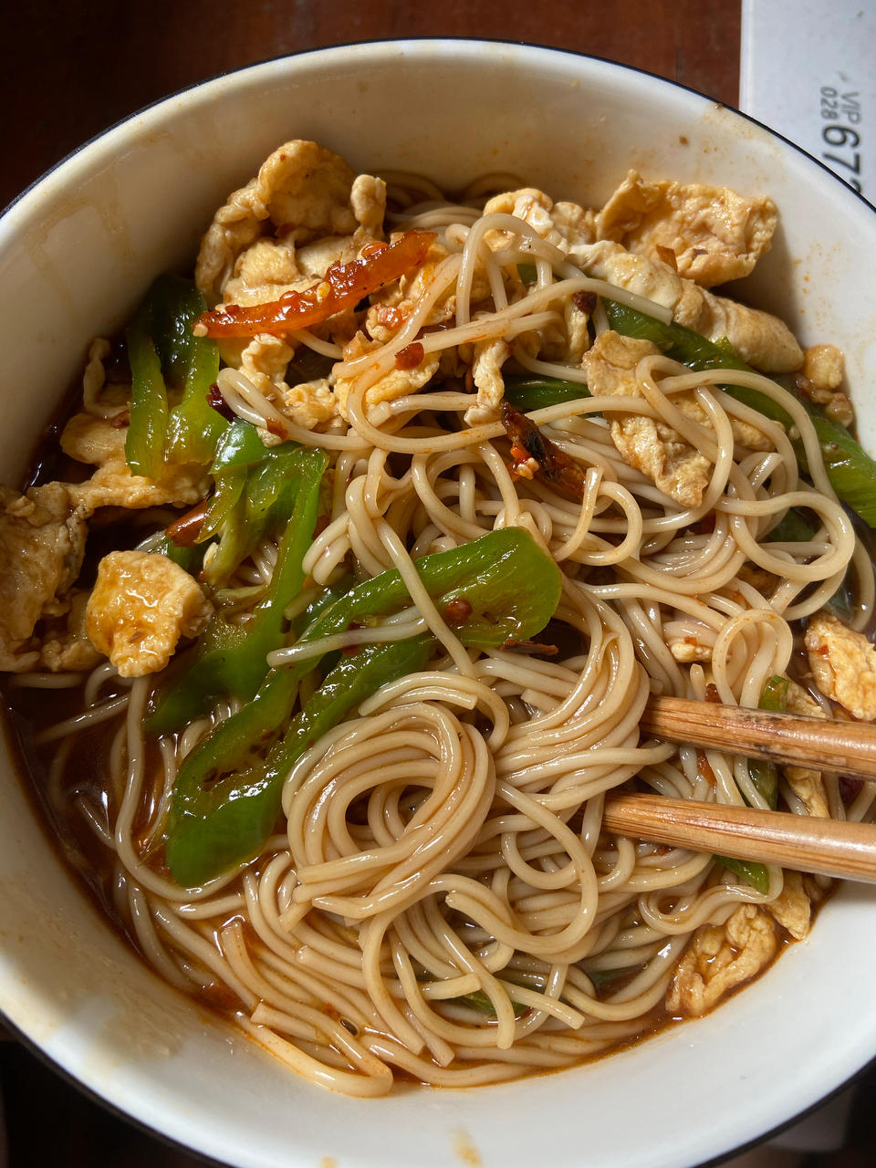 好吃到尖叫的青椒鸡蛋酱拌面❗️酱香浓郁入味