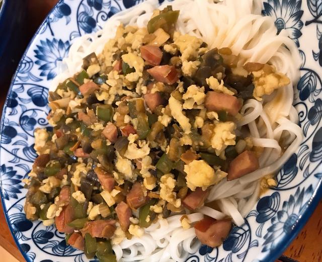 【茄子青椒鸡蛋打卤面】别拉我我要吃三碗!的做法