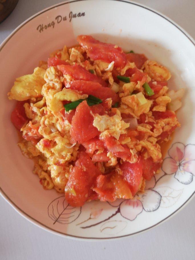 西红柿炒鸡蛋时，多加这一步，鸡蛋香嫩又入味