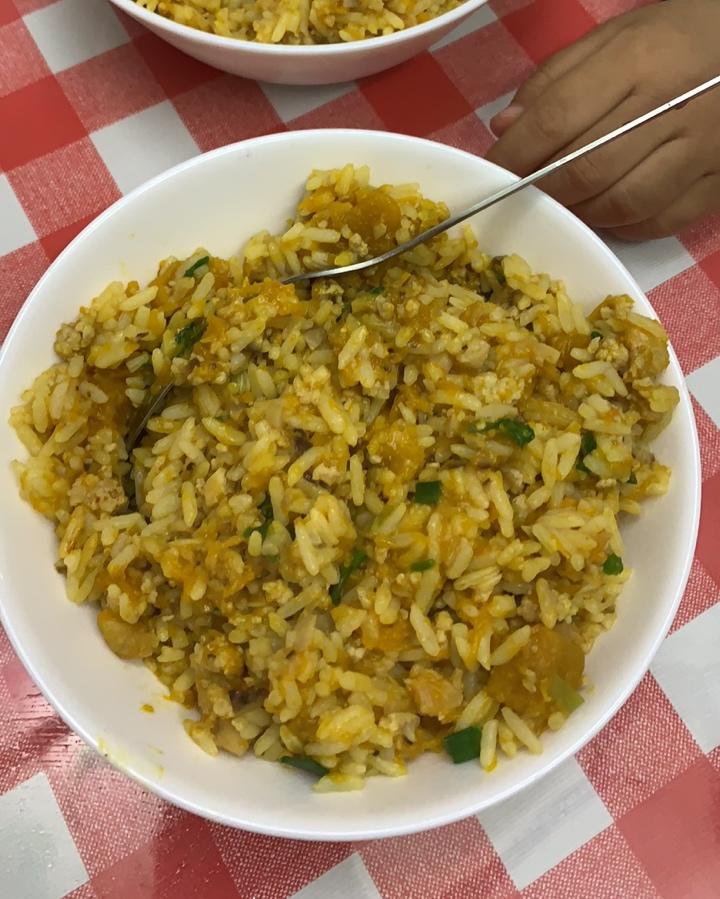 美味到不行的南瓜饭