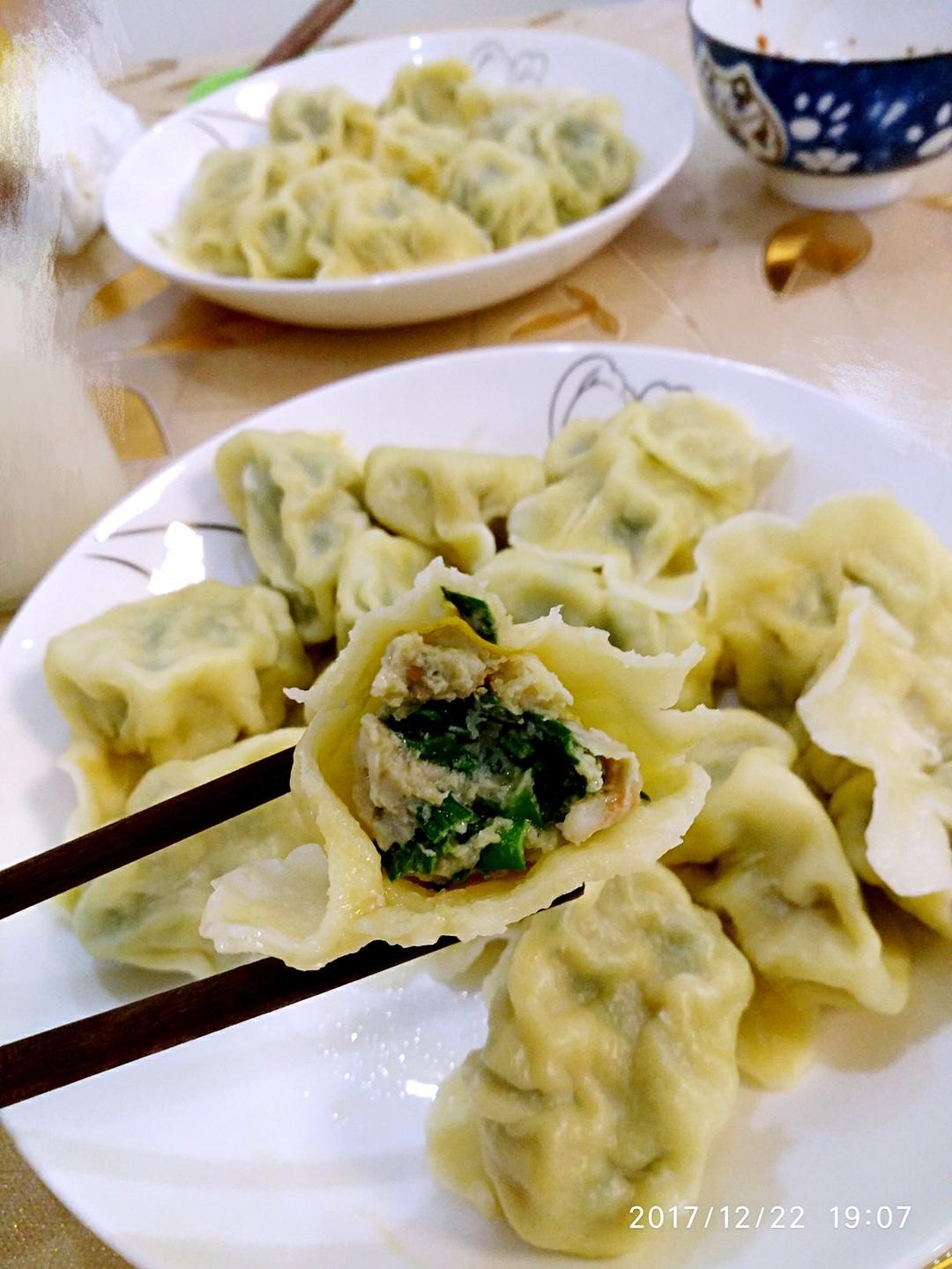 简单快手的韭菜虾仁饺子