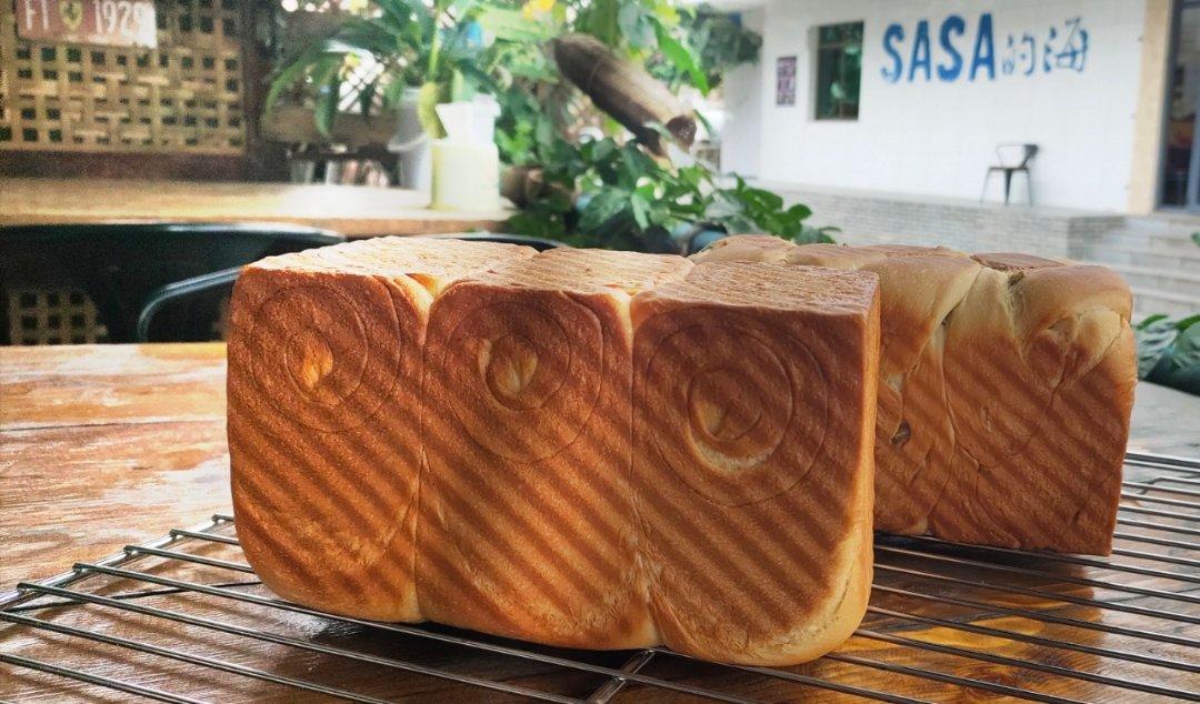 吐司，奶香手撕面包，超级香浓