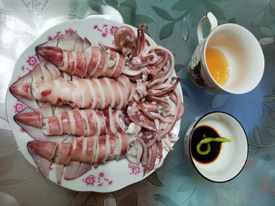 清淡的白灼鱿鱼