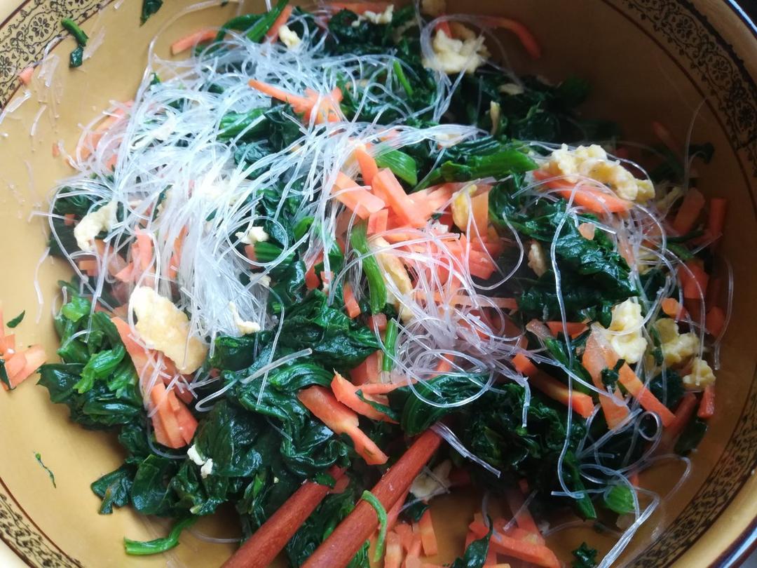 减肥餐玉米面菜团子