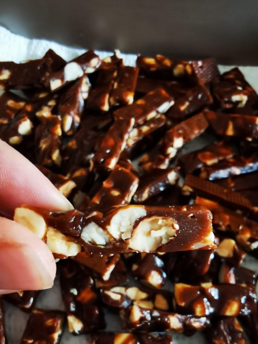 消耗奶油大户—-少糖版坚果咸焦糖太妃糖（含操作小视频）