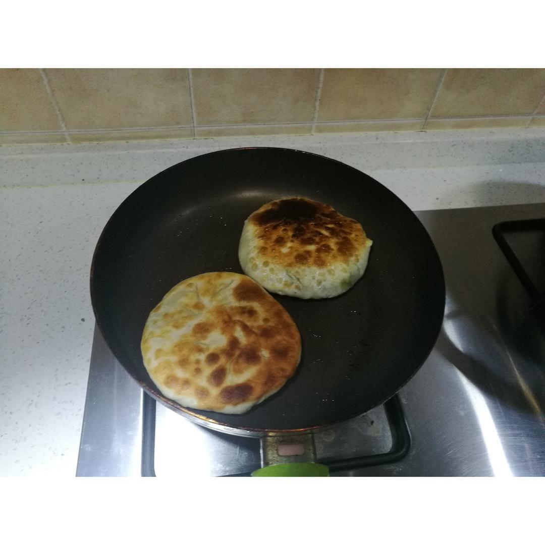 韭菜鸡蛋馅饼
