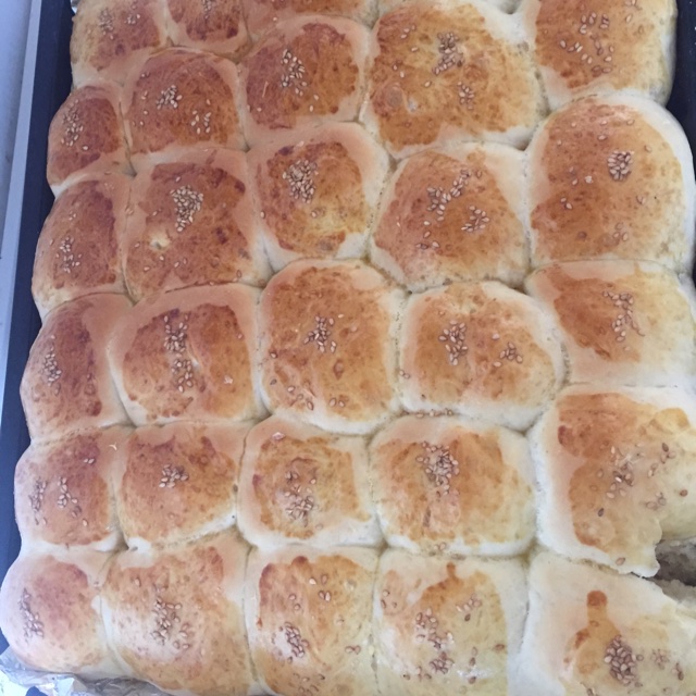 大人小孩都爱不释口的【蜂蜜牛奶小餐包】