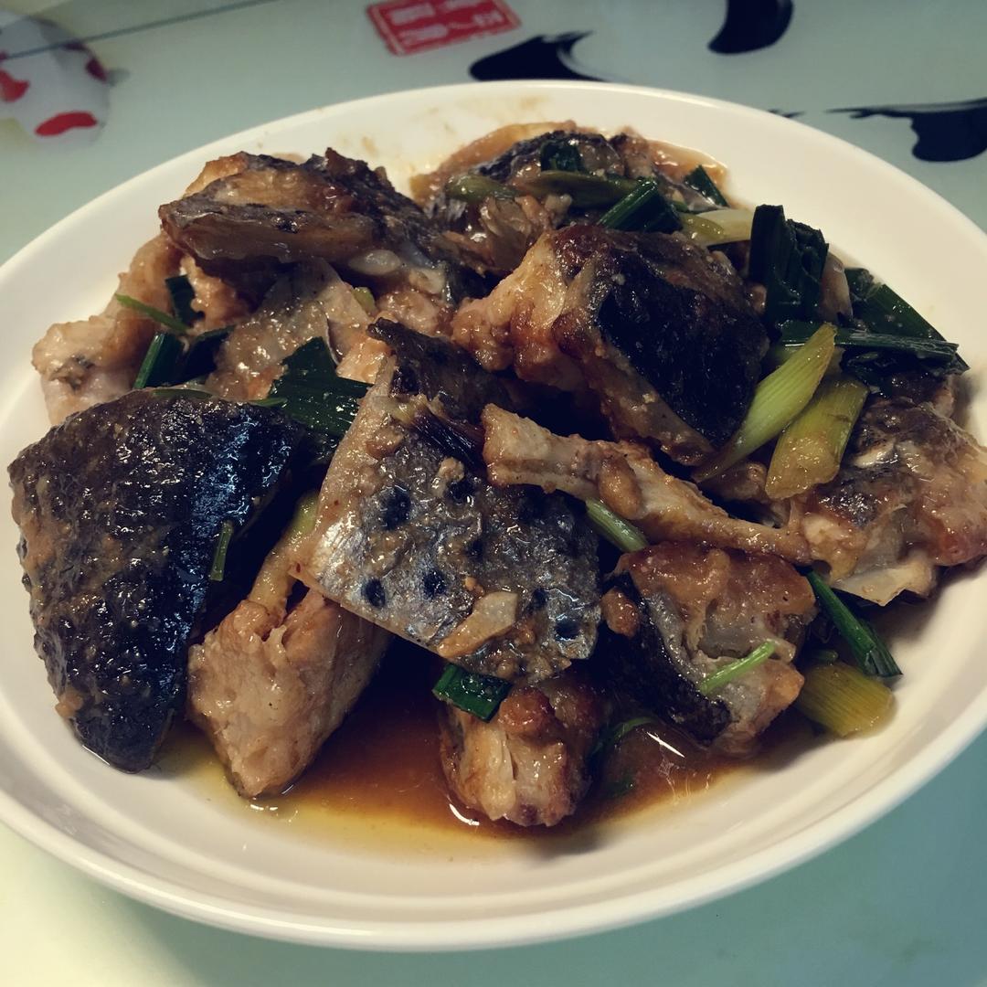 啫啫三文鱼头煲