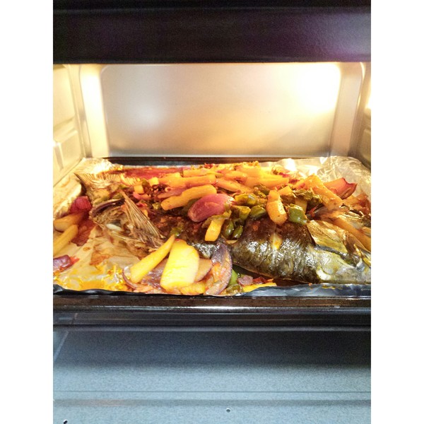 电烤箱烤鱼(电烤箱烤鱼的制作方法和配料) 电烤箱烤鱼(电烤箱烤鱼的制作方法和配料)