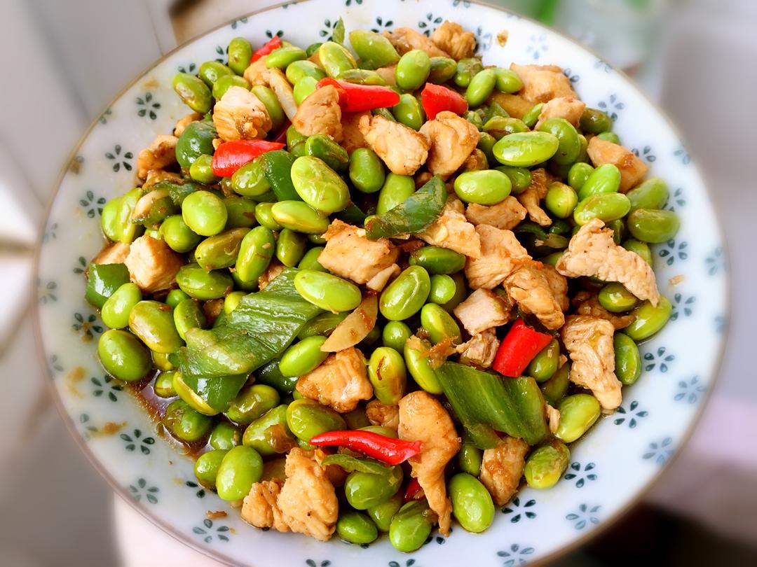 毛豆炒鸡丁 | 一勺接一勺 根本停不下来