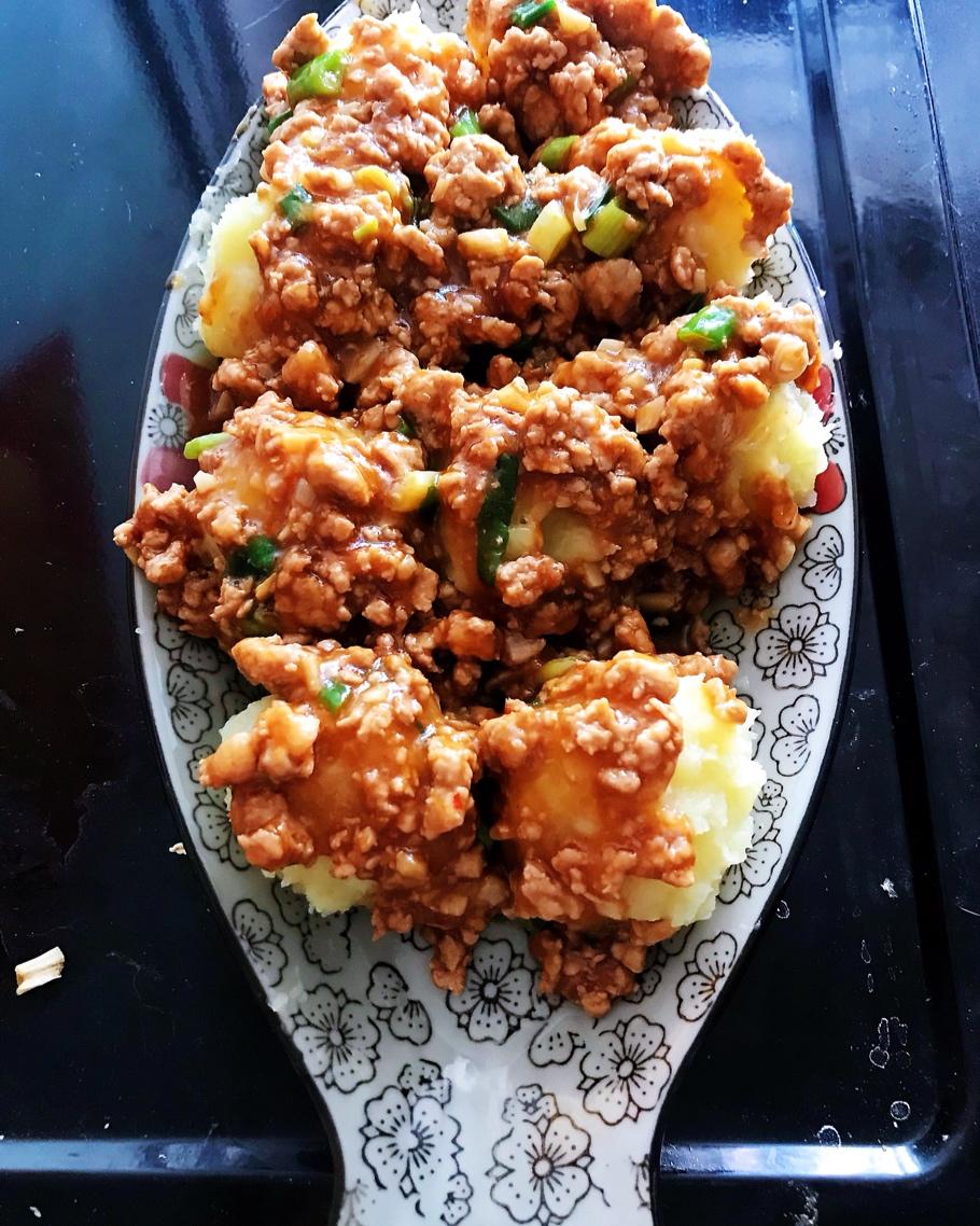 土豆的新吃法，不炒不炸不烤，简单易做，好吃到连汁都不剩