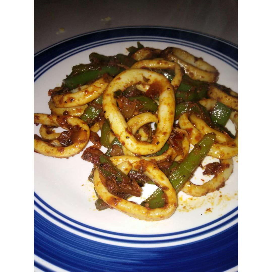 最好吃的酱爆鱿鱼圈