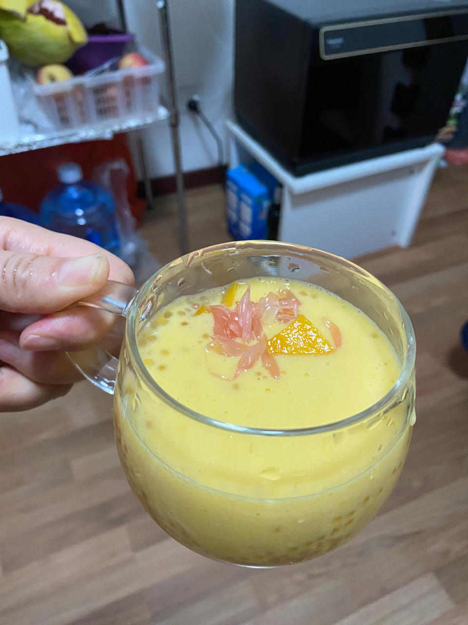 港式甜品——杨枝甘露(芒果西米露)附芒果花切法