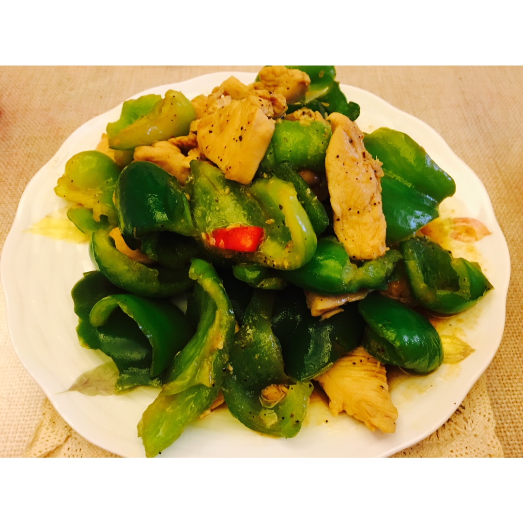 青椒辣子鸡丁