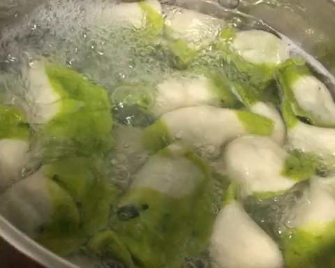 双色饺子皮带馅的做法的做法