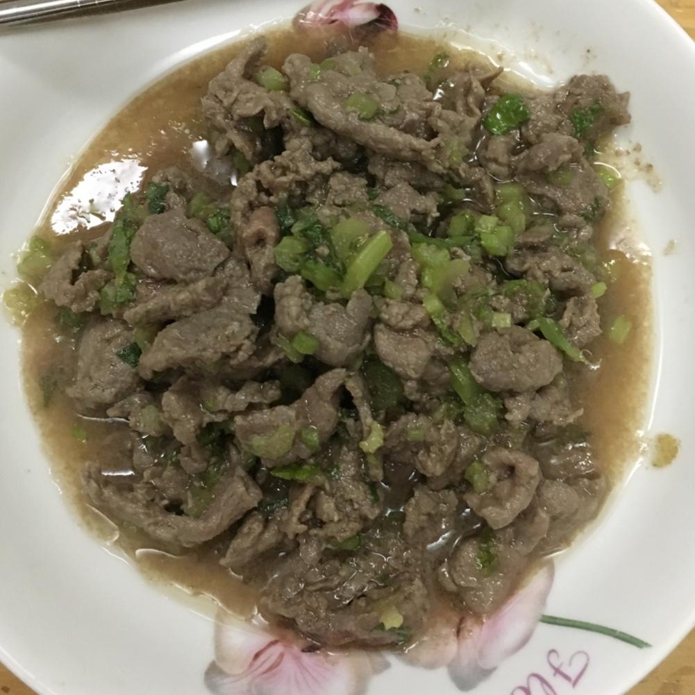 芹菜炒牛肉