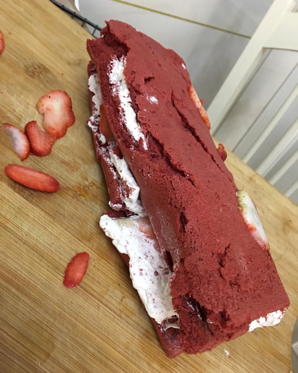 红丝绒蛋糕卷（完美毛巾底）