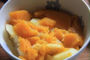南瓜土豆鸡蛋沙拉泥的做法 步骤3