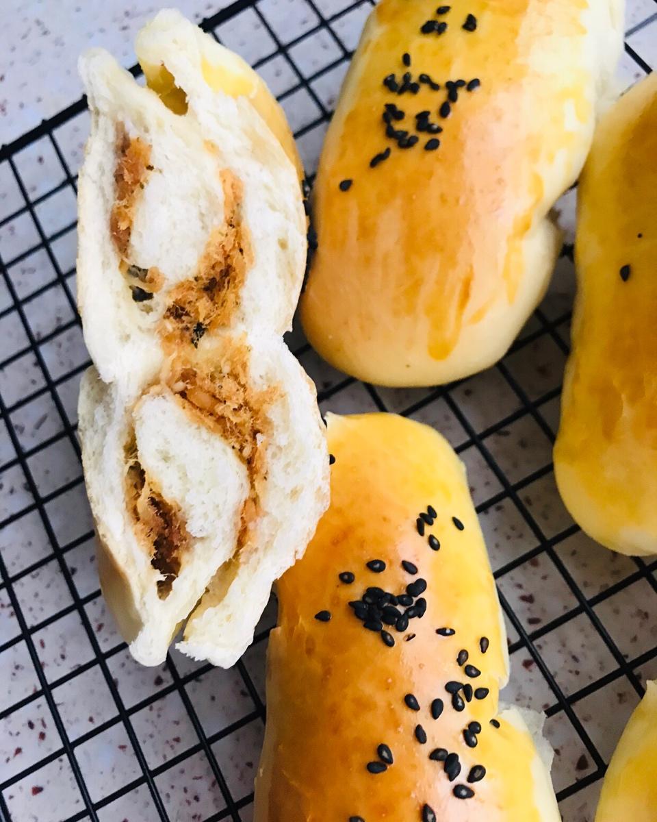 超好吃的肉松面包