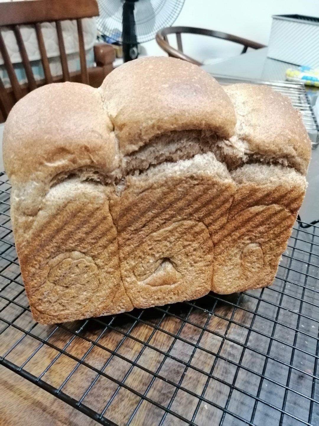 黑麦酸奶吐司