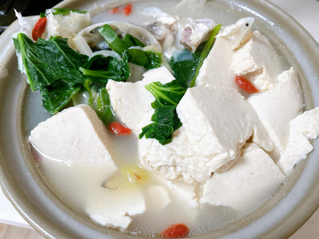 鱼头豆腐汤