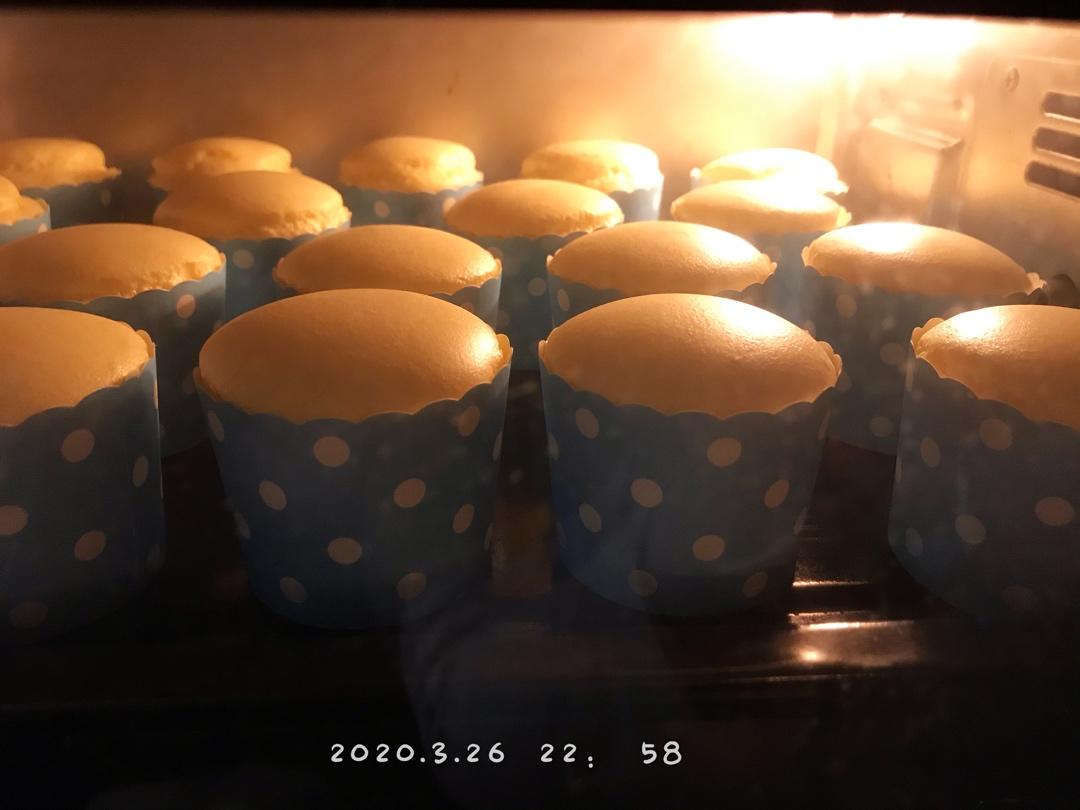 纸杯蛋糕--不开裂、不塌陷