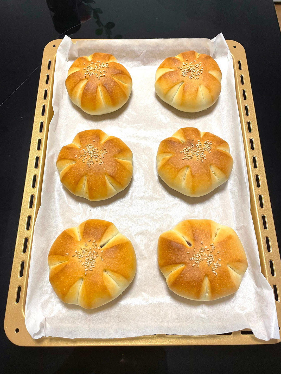 软噗噗的香芋小包