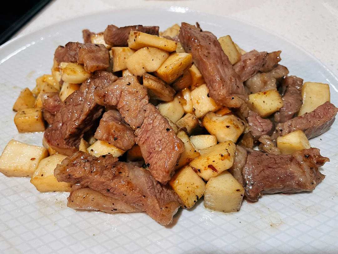 黑椒杏鲍菇牛小排
