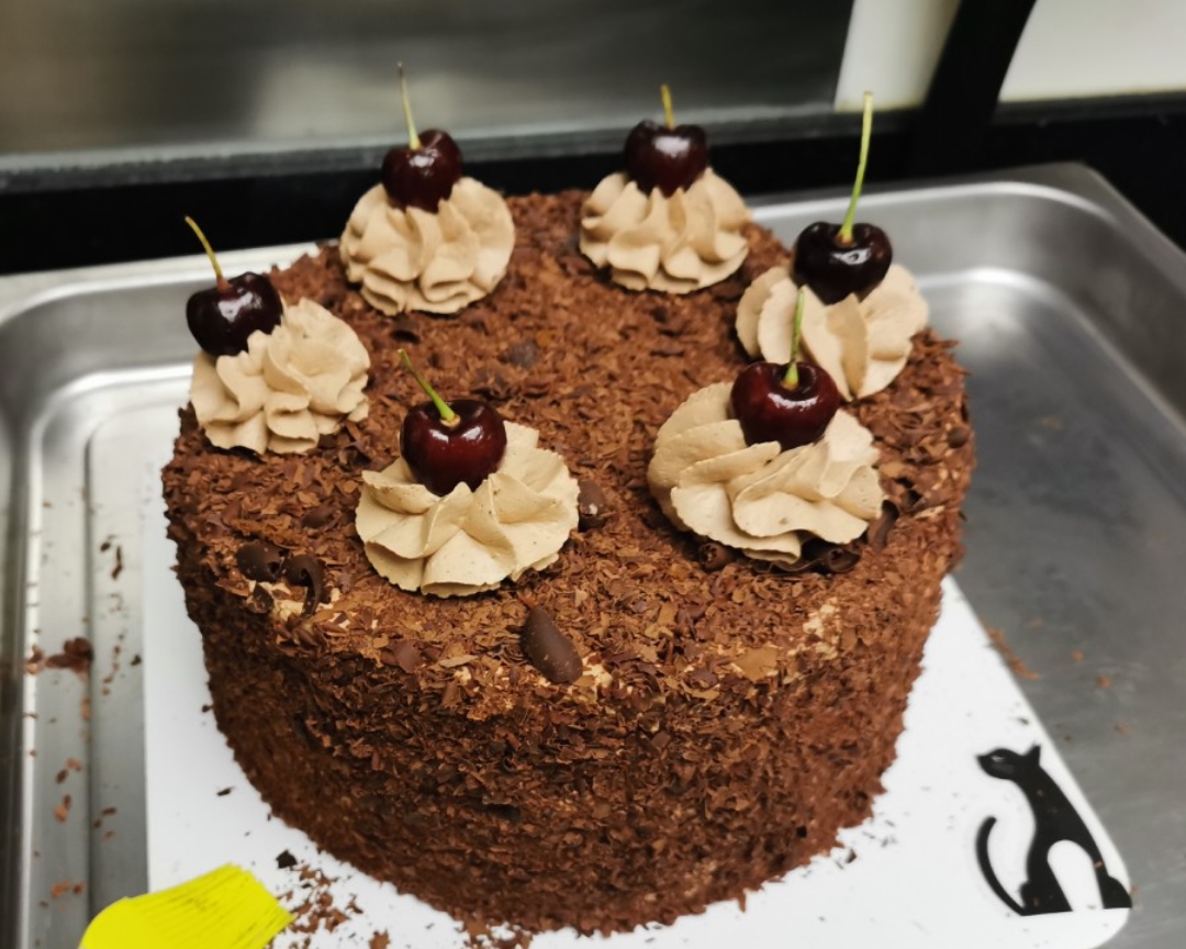 超详细正宗德国🇩🇪黑森林蛋糕，厨师机操作记录的做法