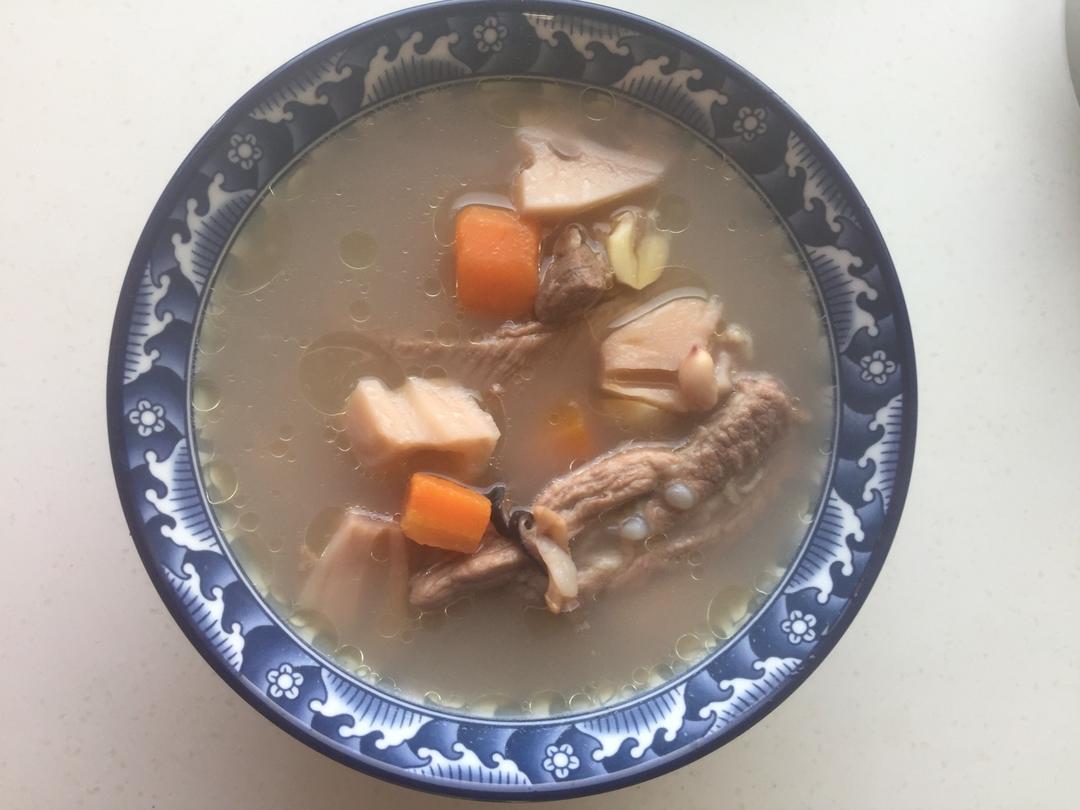 墨鱼干炖排骨