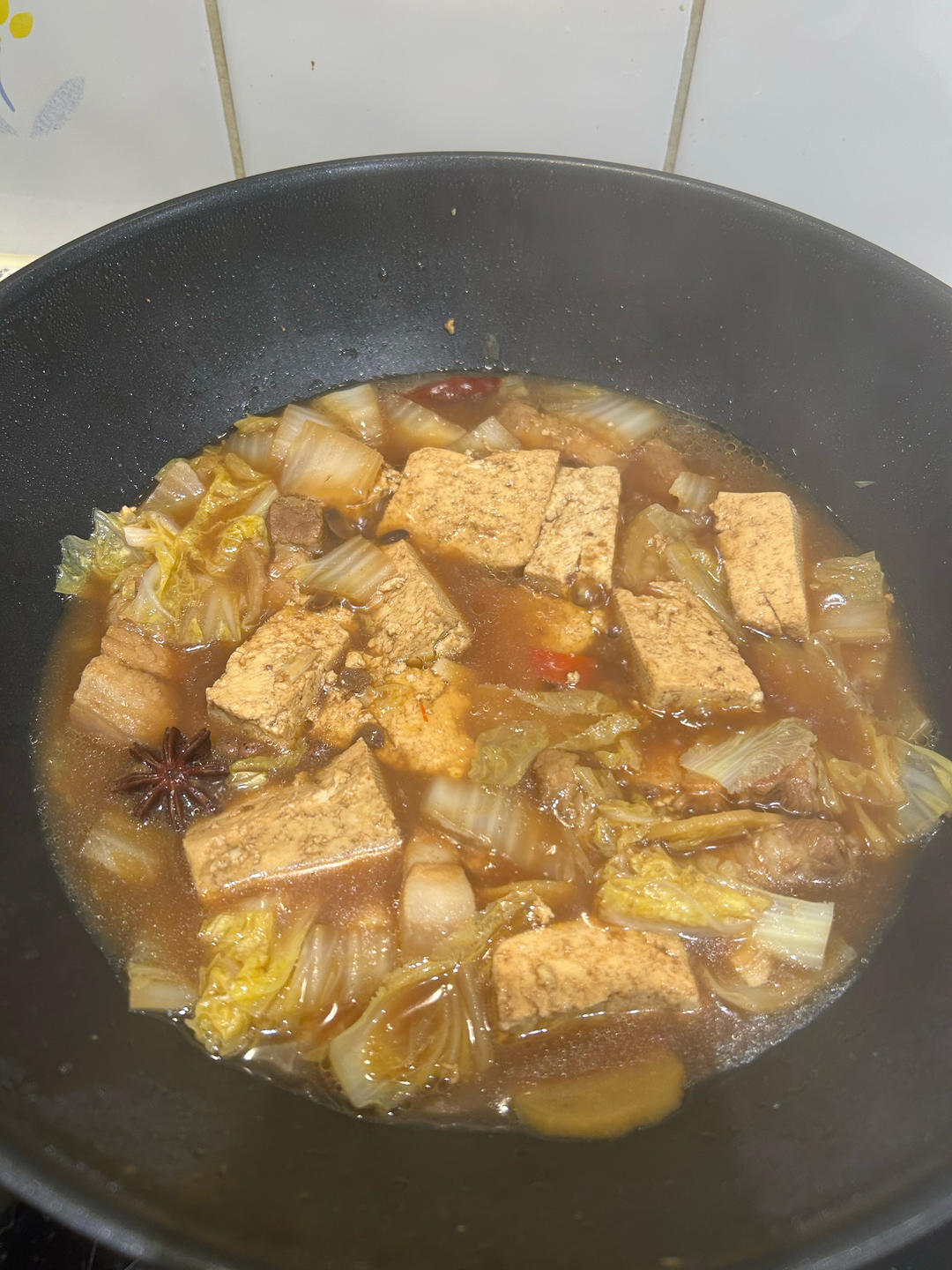 五花肉炖白菜豆腐