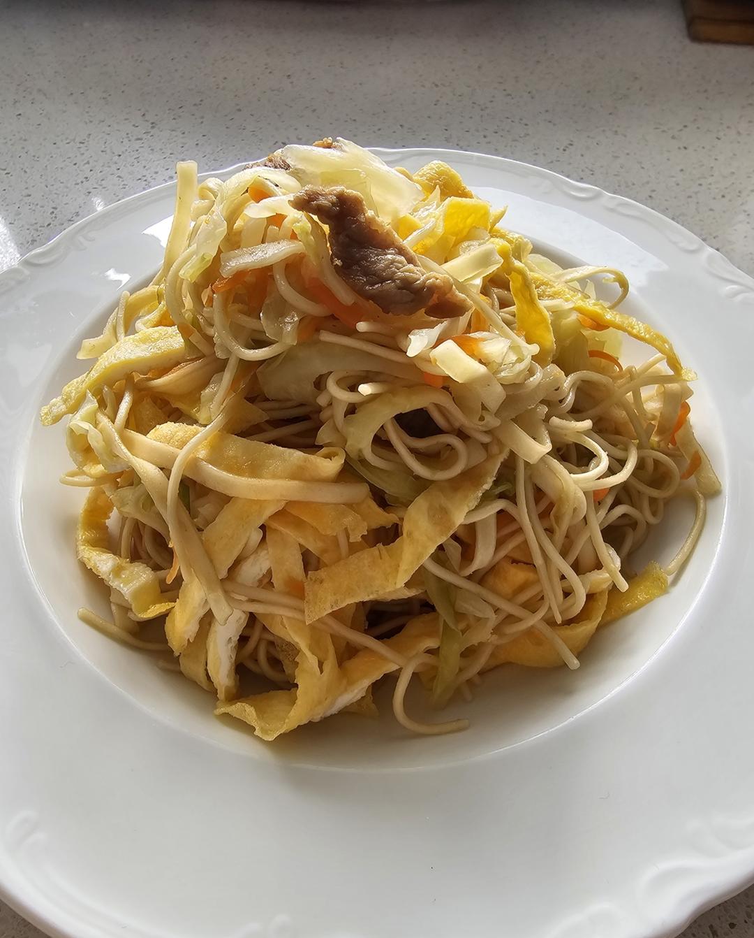 用挂面做传统的河南蒸卤面(豆角焖面)