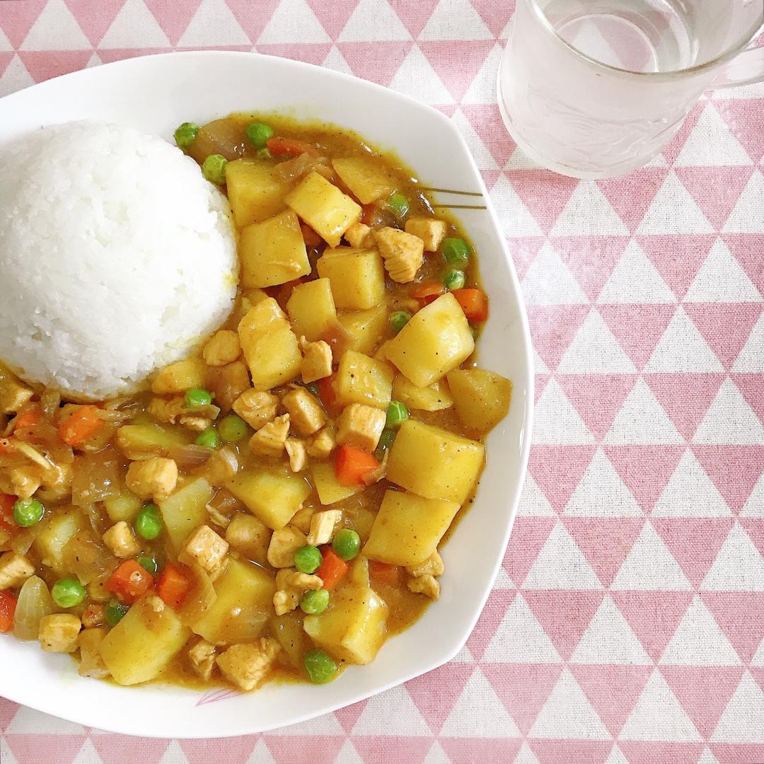 咖喱鸡肉饭