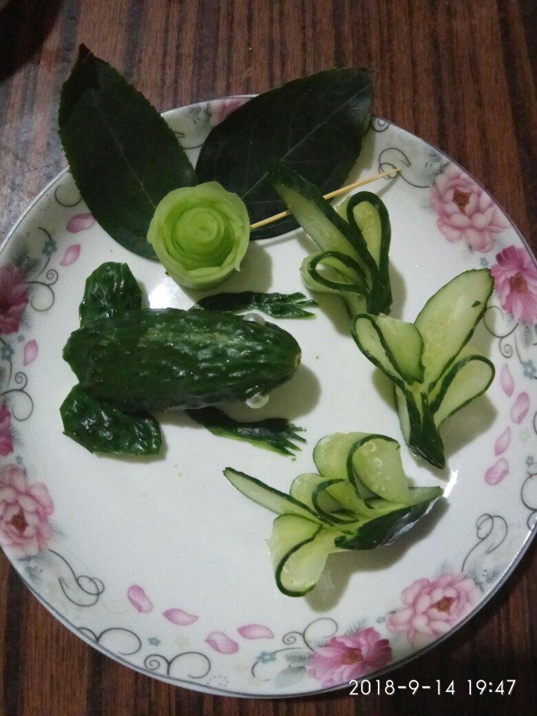 蔬果创意黄瓜青蛙
