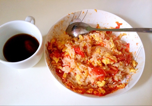 西红柿鸡蛋奶酪炒饭