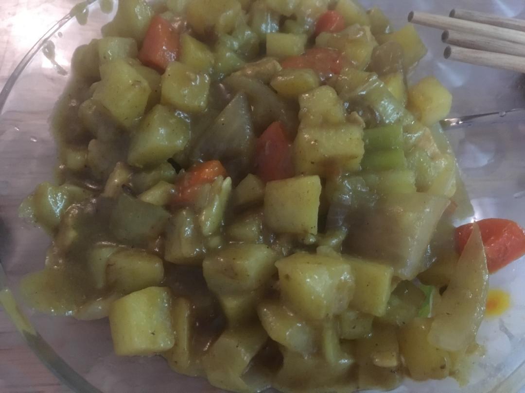 咖喱鸡肉饭
