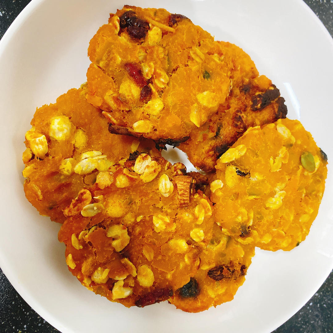 自制健康小零食～燕麦南瓜酥