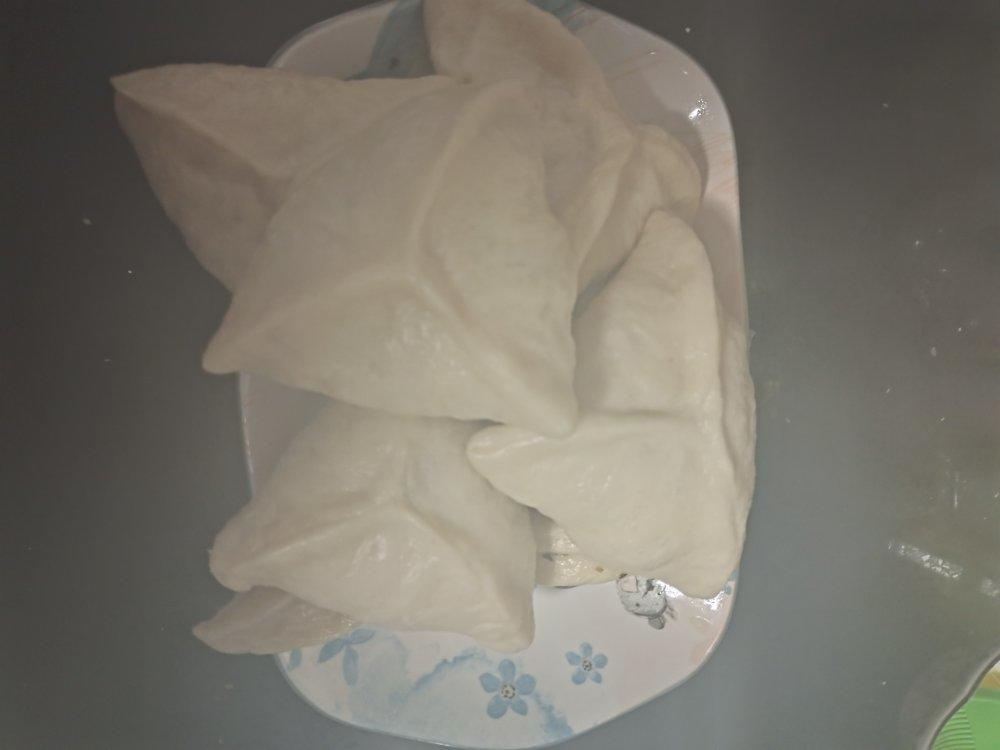 一口咬下去幸福感爆棚的糖三角 全是儿时的记忆 芝麻红糖越嚼越香 附细节视频详解