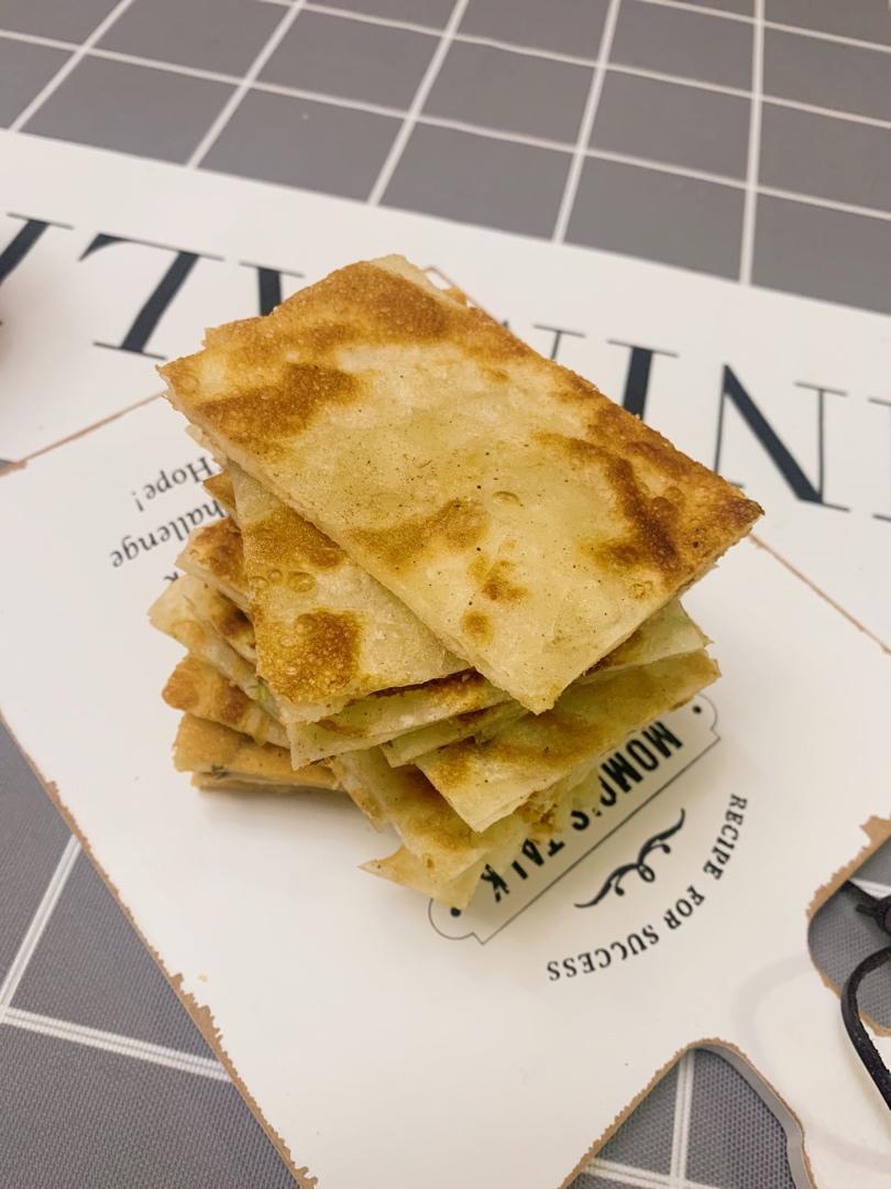 葱油饼-自己做薄脆酥香层层分明且一点儿都不油