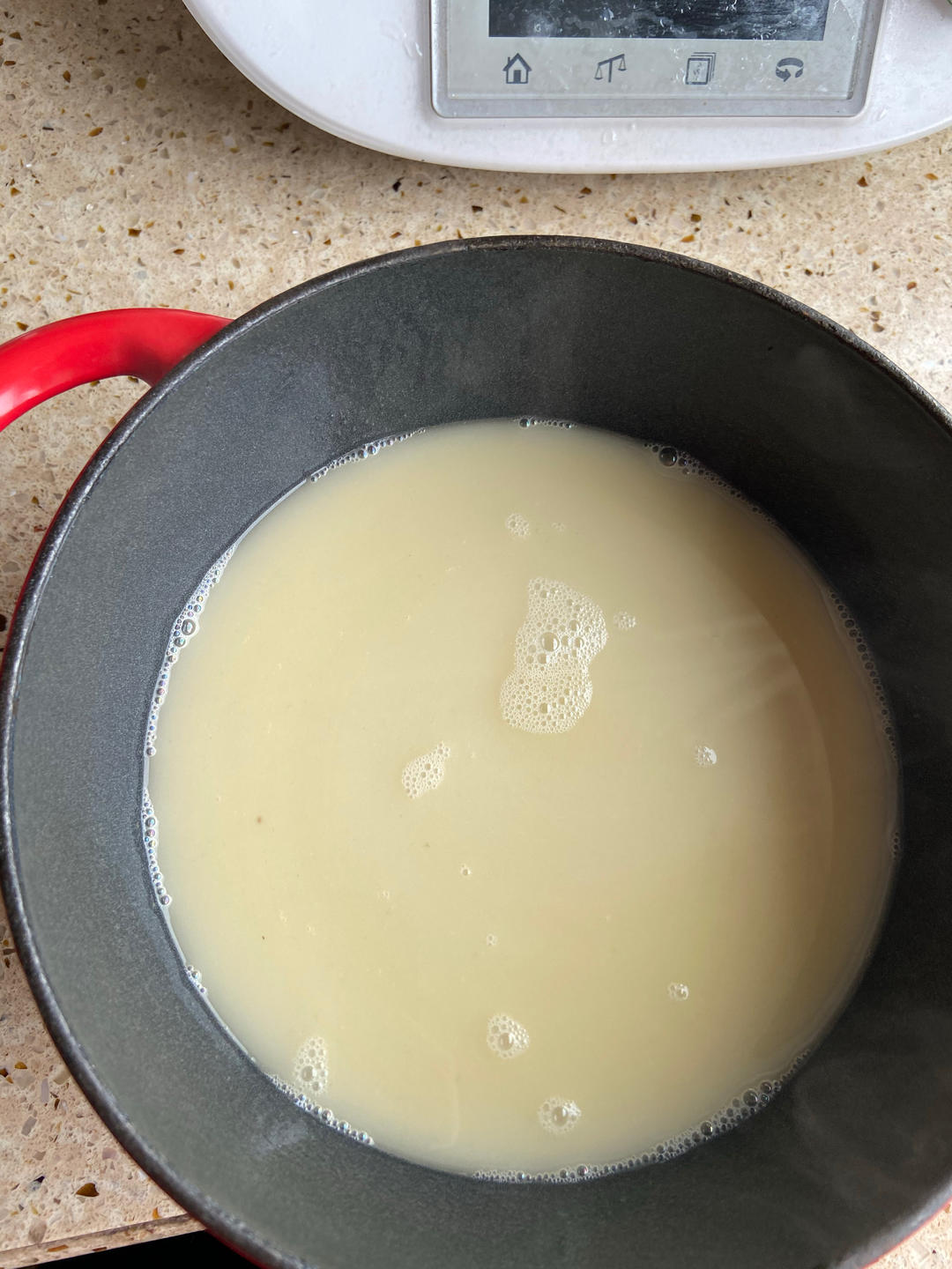 高级鱼汤，家有孩子的一定要试试，太鲜了，《中餐厅》张亮力荐的做法