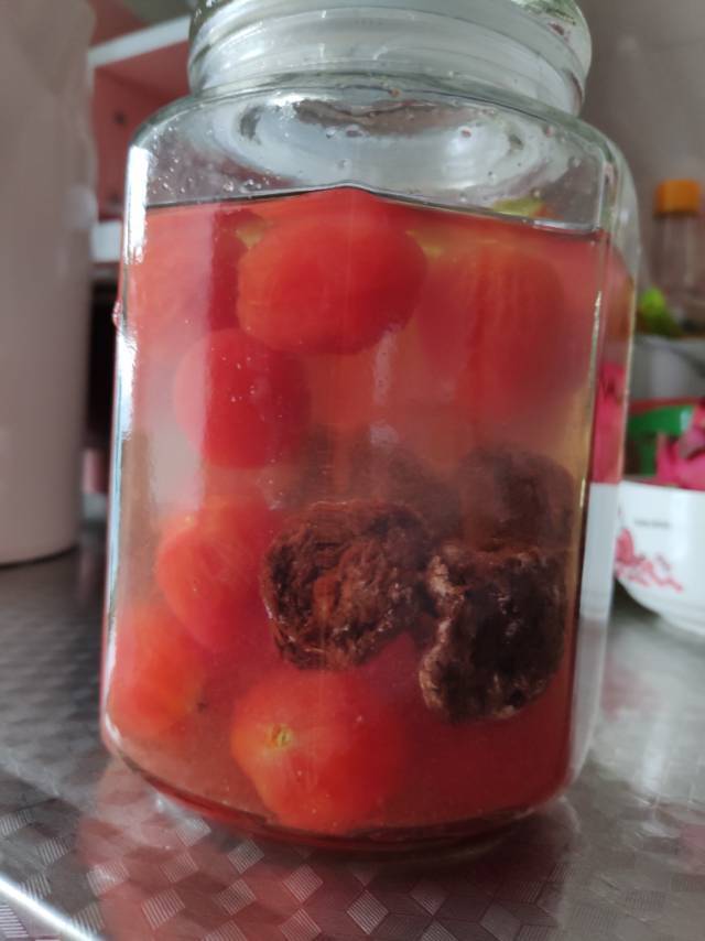 话梅小番茄