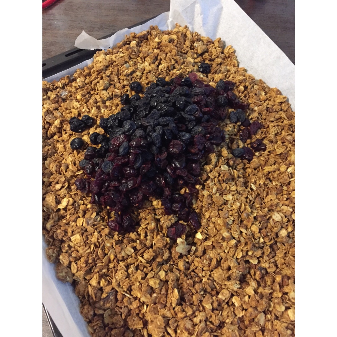 Today's breakfast 格兰诺拉脆麦片