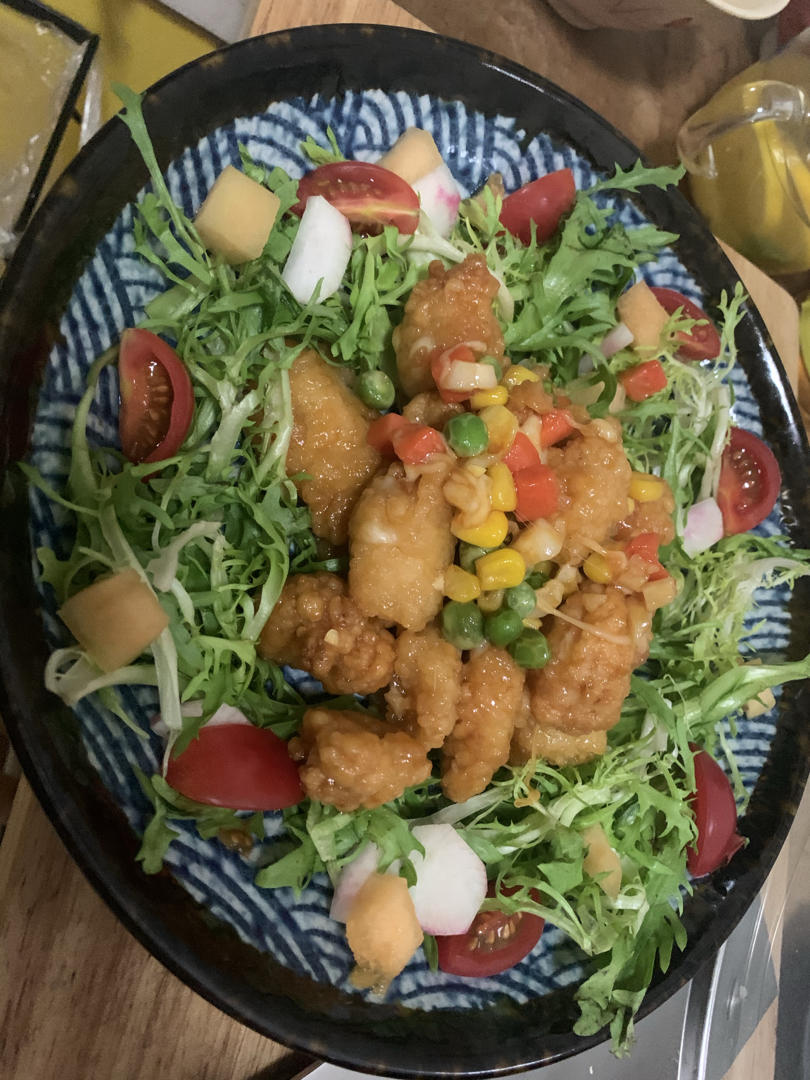 圣诞蔬菜花环沙拉