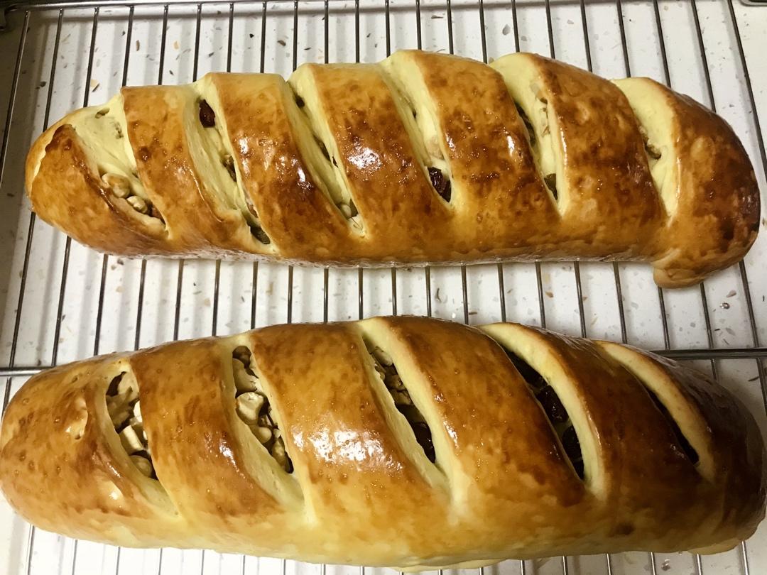 新疆果仁大列巴