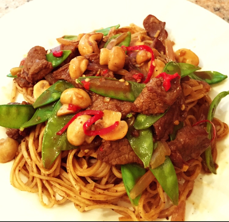 蒜香牛肉荷兰豆 Mongolian Beef