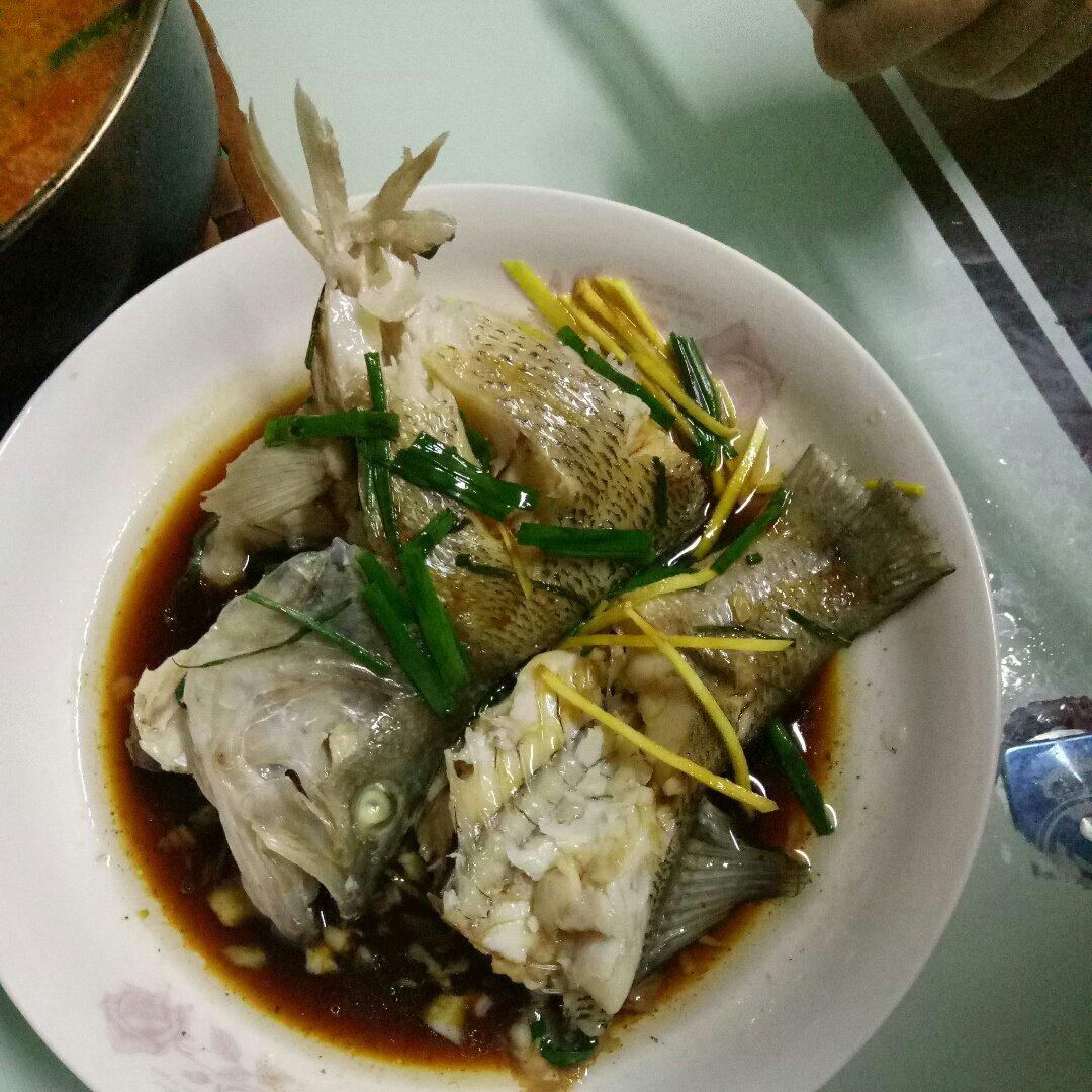 清蒸鲈鱼