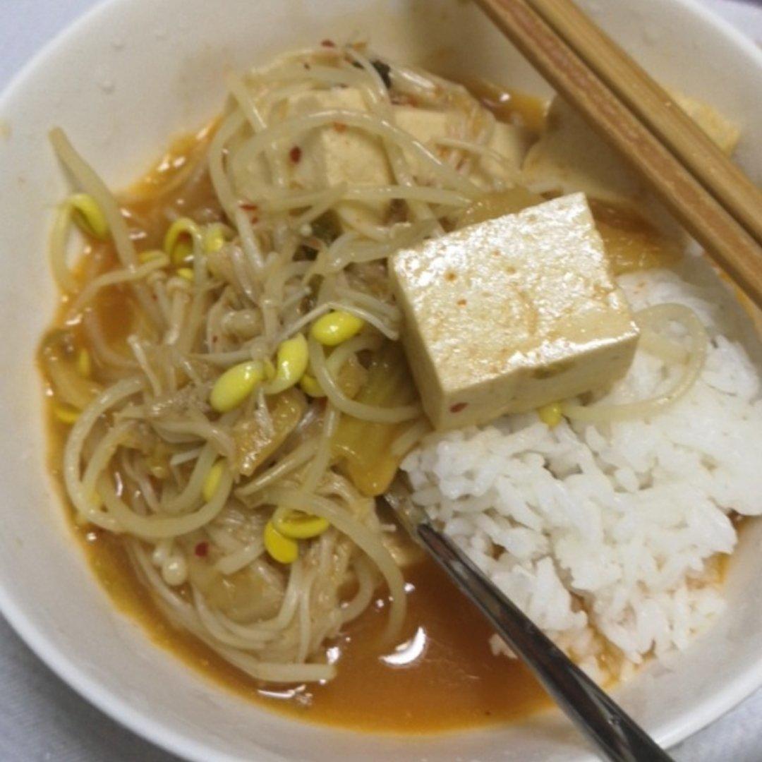 泡菜豆腐汤（解腻一绝）