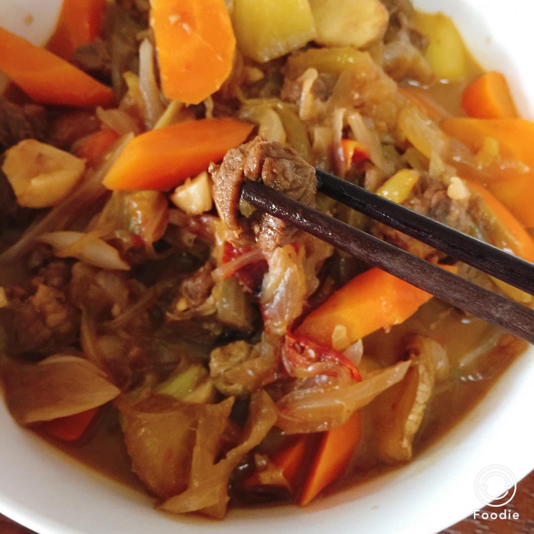 红烧牛肉土豆 （独家秘制）