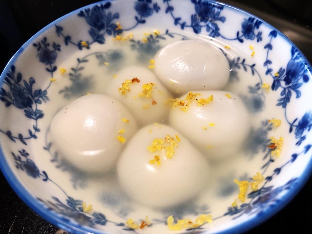 多厨娘做的红糖椰汁年糕&流沙黑芝麻汤圆&心太软